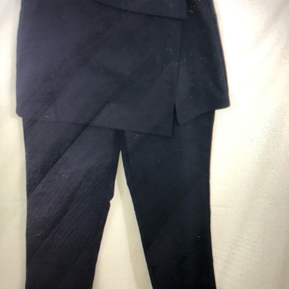 ❤️Zara Trafaluc Navy Wrap Skirted Cropped Trousers - Picture 3 of 9